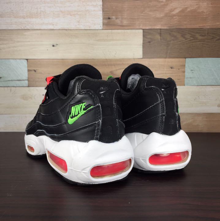 送料無料SALE NIKE AIR MAX 95 SE 24cm WrAn3-m59799476853 大得価限定SALE