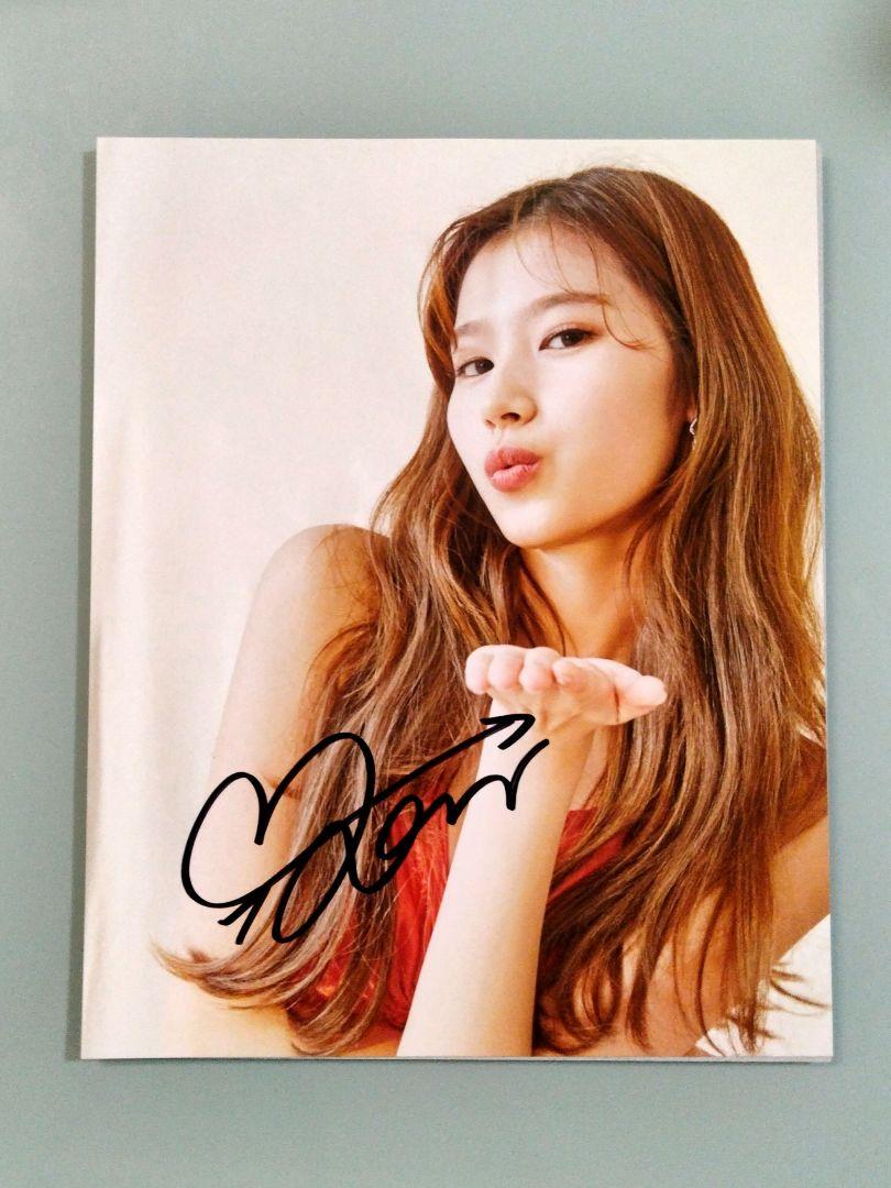 サナ直筆サイン入り超大型写真…SANA…TWICE…14 - メルカリ