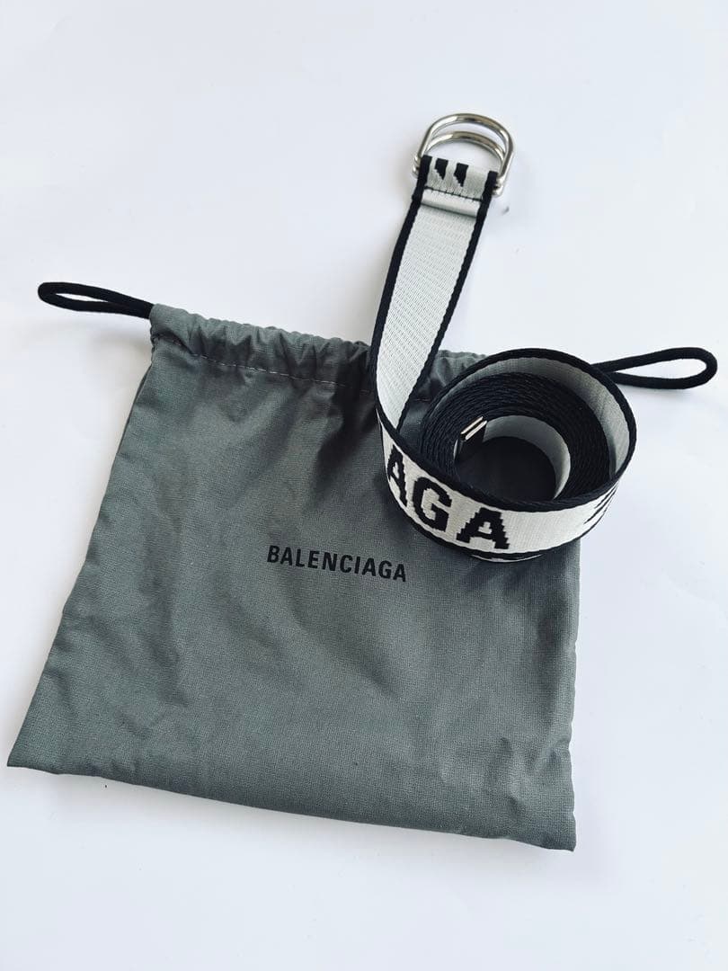 BALENCIAGA バレンシアガDリングロゴロングベルト BALENCIAGA バレンシアガDリングロゴロングベルト