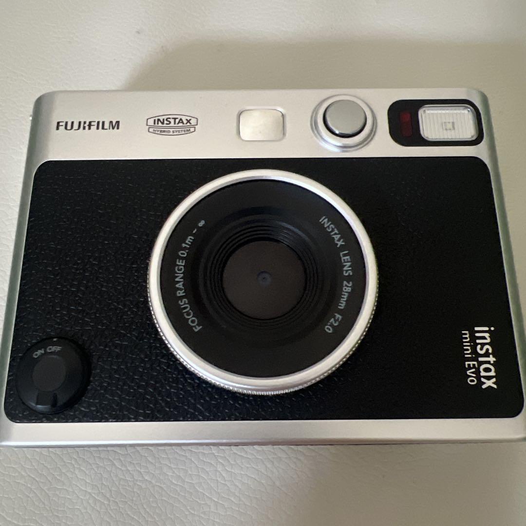 Fujifilm Instax Mini Evo 本体のみ