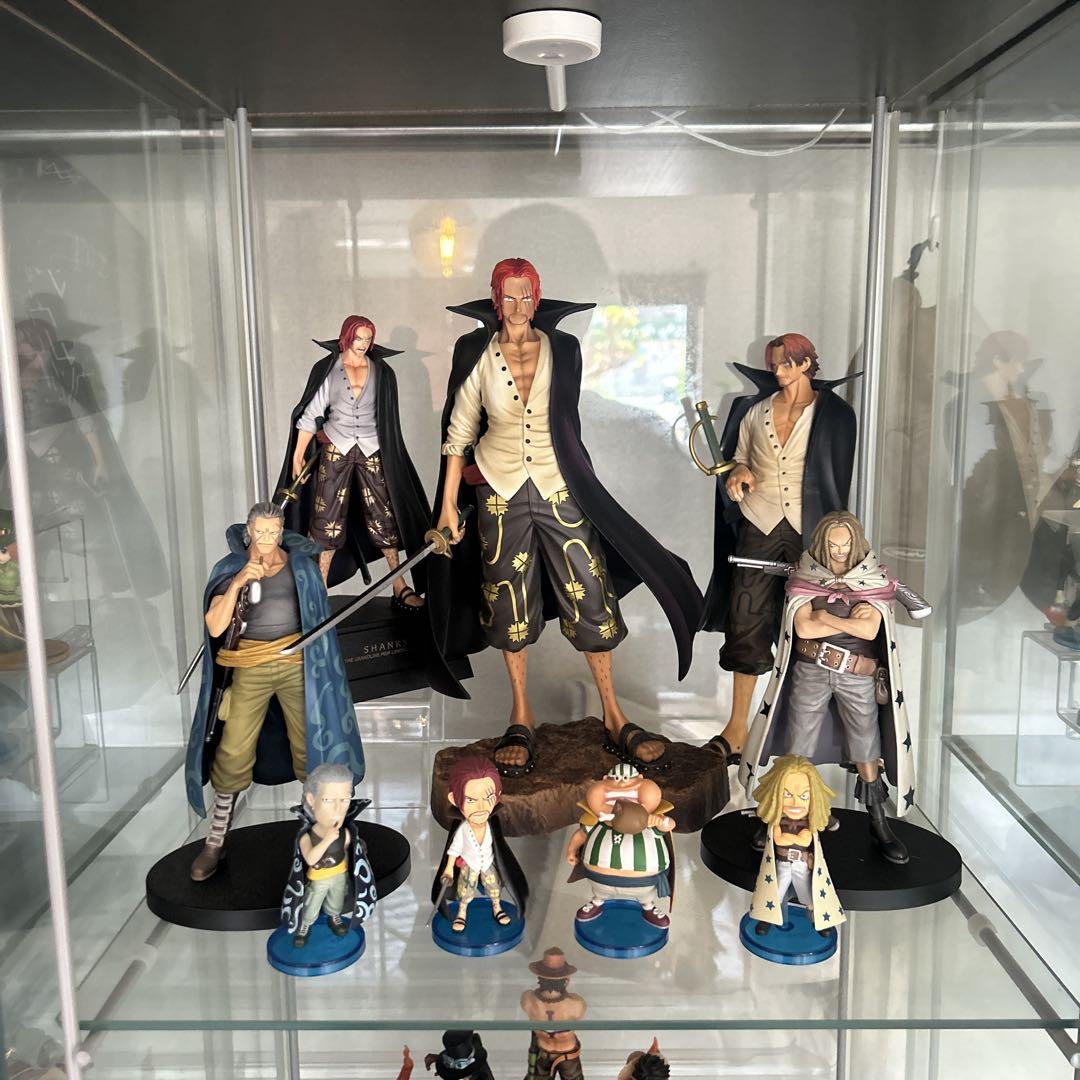 ワンピース フィギュアセット　赤髪海賊団