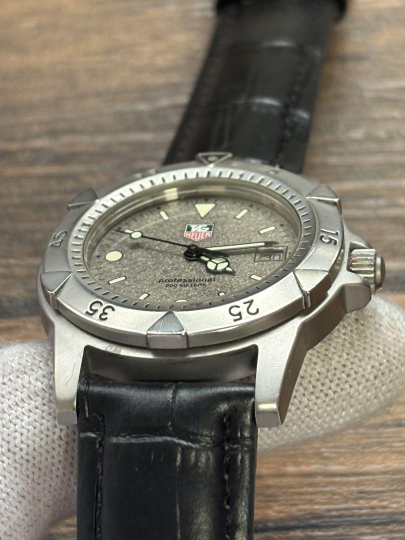 稼働　TAG Heuer　タグホイヤー　プロフェッショナル　グレー　メンズ
