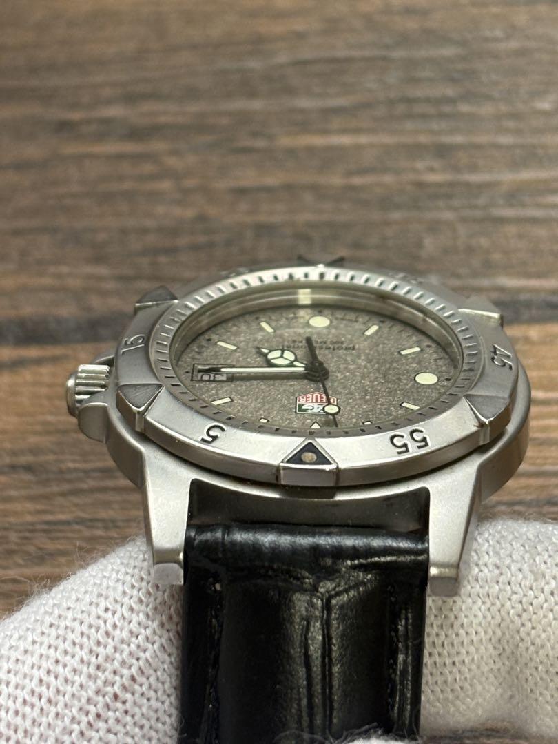 稼働　TAG Heuer　タグホイヤー　プロフェッショナル　グレー　メンズ