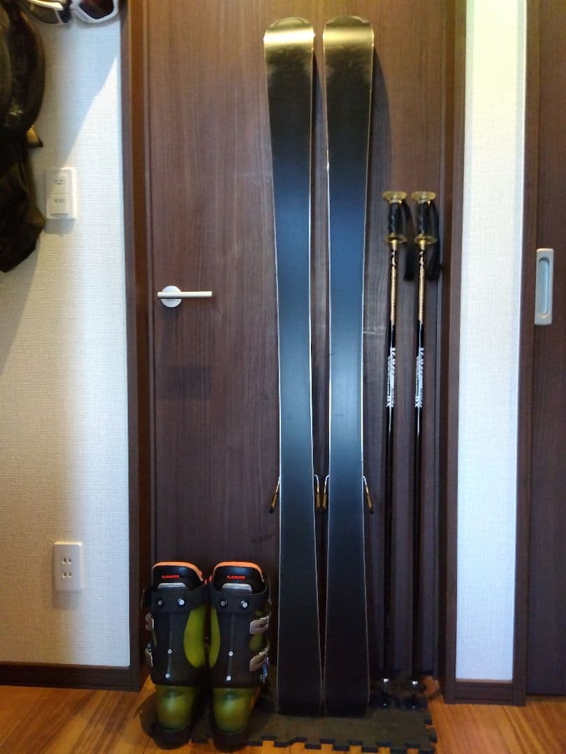 ATOMIC メンズ お得なスキーフルセット!!メンテ・WAX済み✔ ATOMIC メンズ お得なスキーフルセット!!メンテ・WAX済み✔