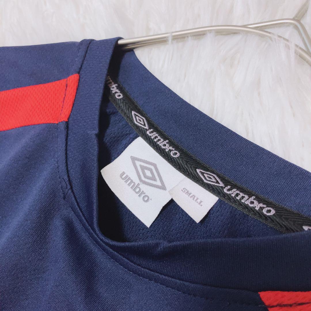umbro⭕️美品　半袖トレーニングシャツ　ジャージ　　紺　ネイビー　人気定番　S