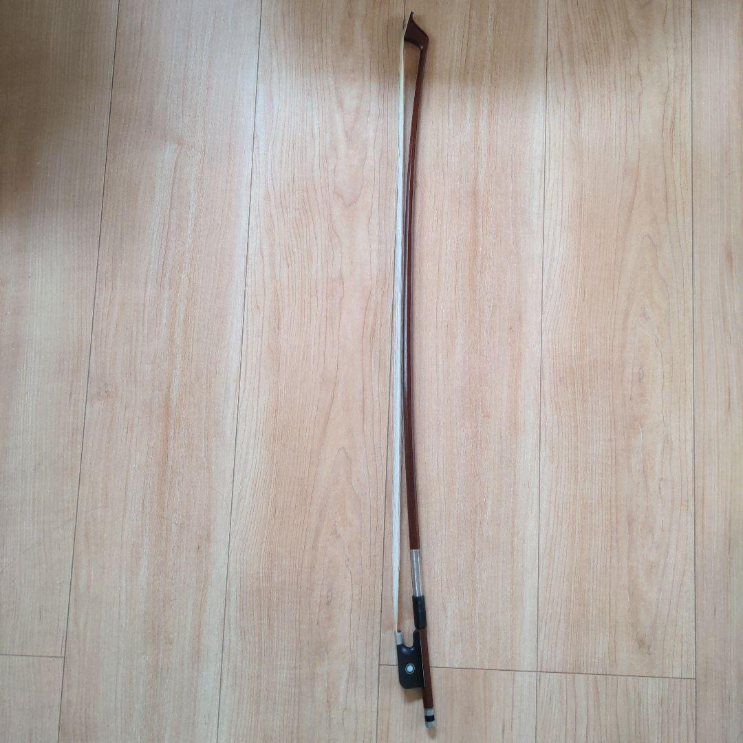 チェロ　弓