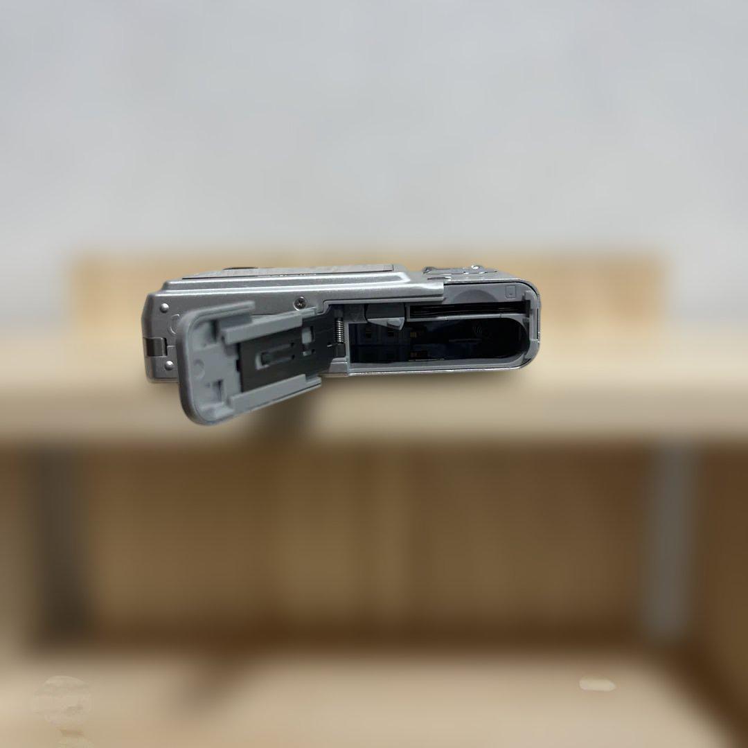 55. CASIO EXILIM EX-Z50 デジカメ