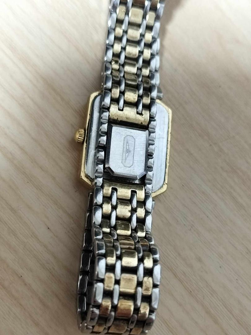 珍品　LONGINES ロンジン　QZ SWISS 　21315847　稼働品