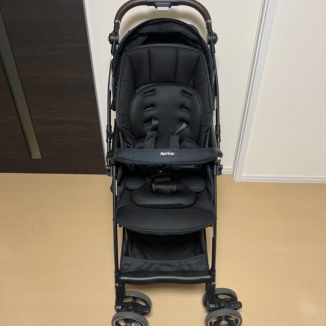 美品 2023年 アップリカ ラクーナクッションフリープラス AB