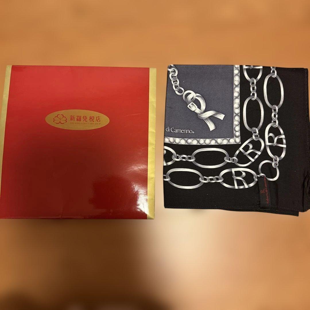 ロベルタカメリーノ チェーンとリボンデザイン スカーフRoberta di Camerino