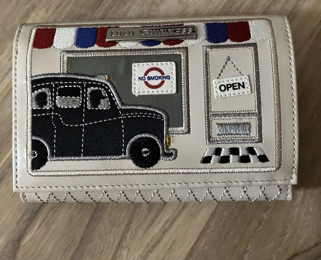 アイボリー イギリス ルルギネス ショップ柄 二つ折り財布 小物 アイボリー イギリス ルルギネス ショップ柄 二つ折り財布 小物
