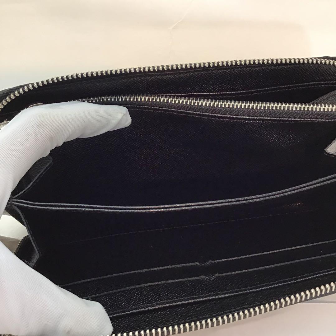 ‼️ルイヴィトン‼️ エピ　レザー ブラック ラウンドファスナー長財布　M60072
