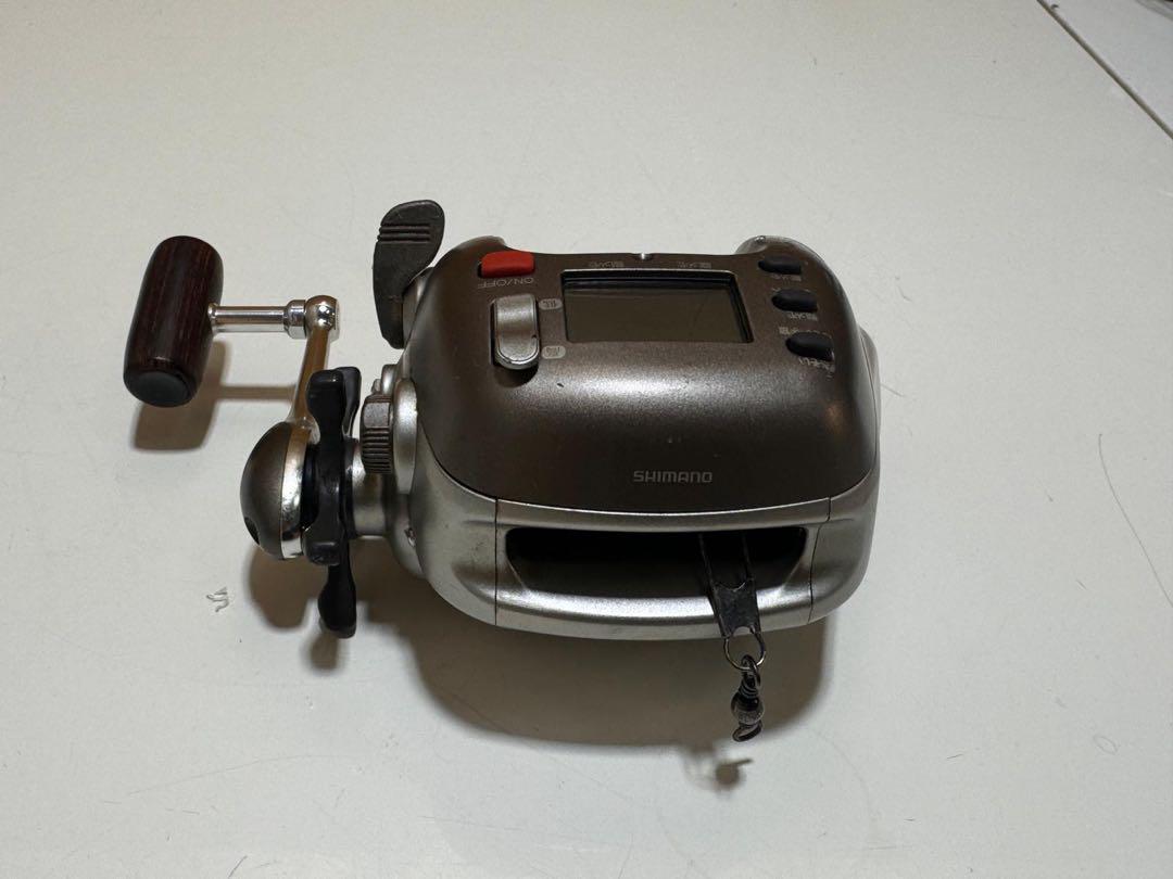 SHIMANO 3000XH 電動リール デジタルディスプレイ付き