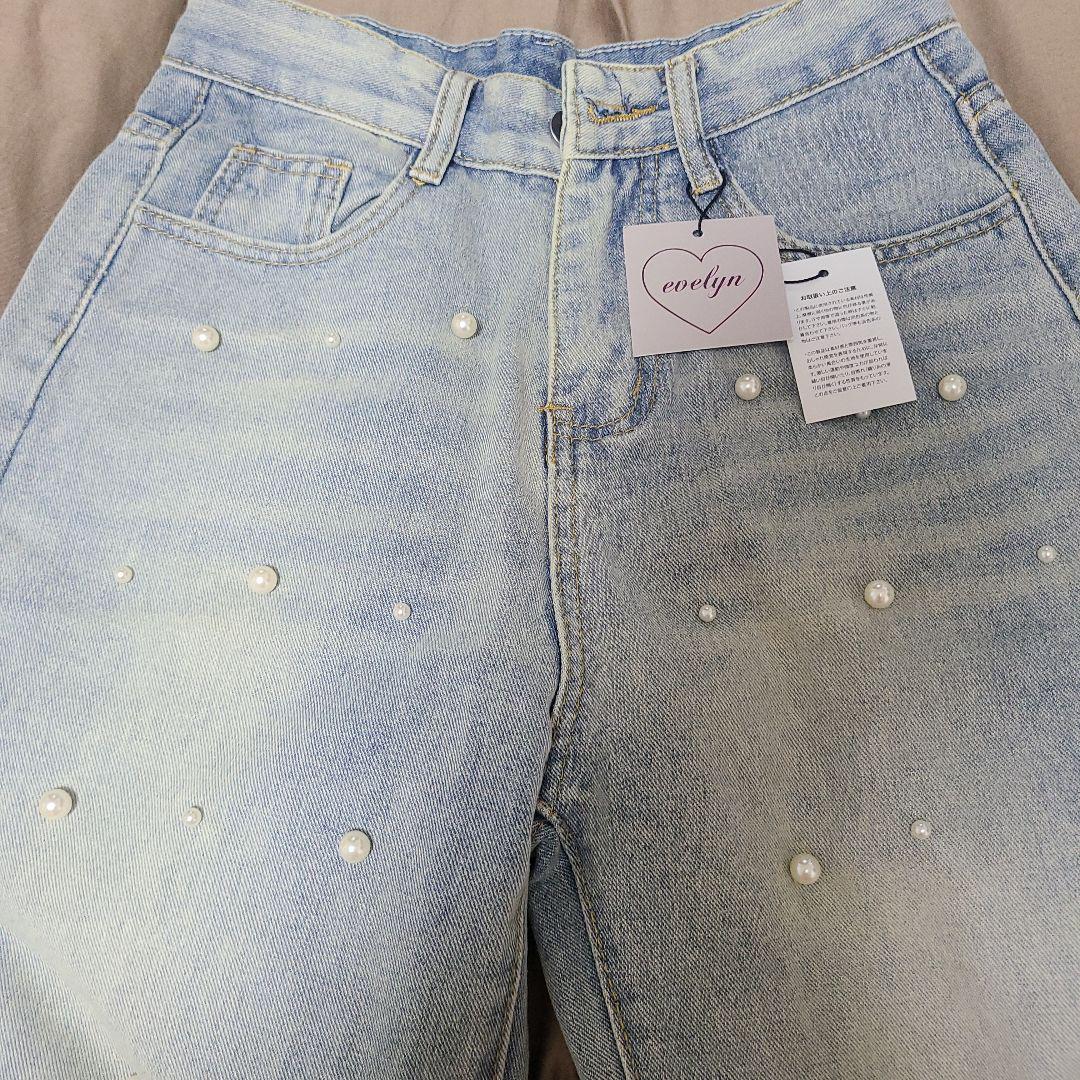 タグ付き未使用　エブリンパールデニムパンツ 5,222円