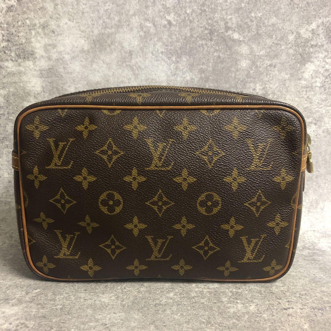 □ LOUIS VUITTON ルイ ヴィトン モノグラム セカンドバッグ □ LOUIS VUITTON ルイ ヴィトン モノグラム セカンドバッグ