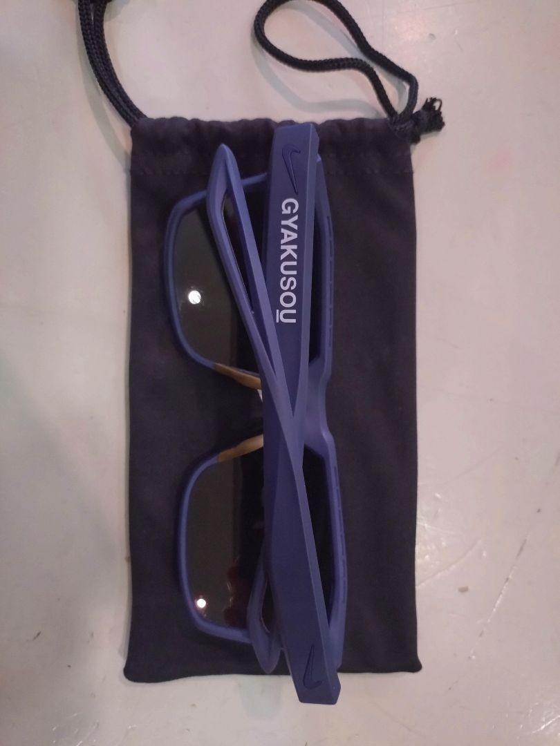 gyakusou サングラス　NIKE undercover　美品　箱付き