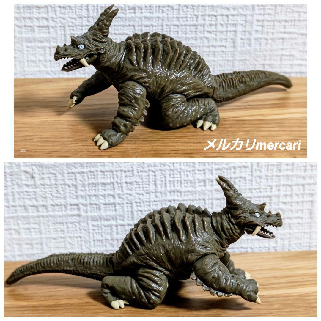 ウルトラマンフィギュア・怪獣　全10セット