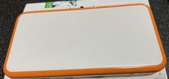 Newニンテンドー2DS LL ホワイト×オレンジファッション 通販