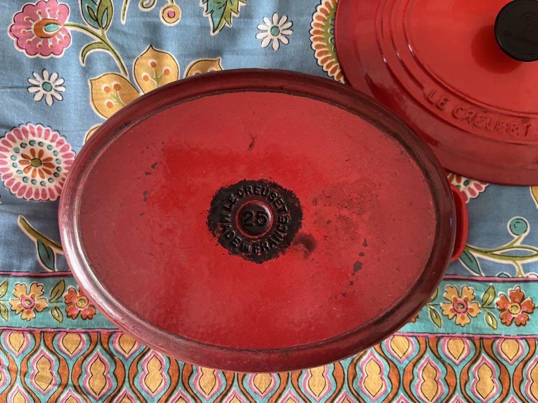 LE CREUSET 両手鍋 オーバル型 25センチレッド - メルカリ