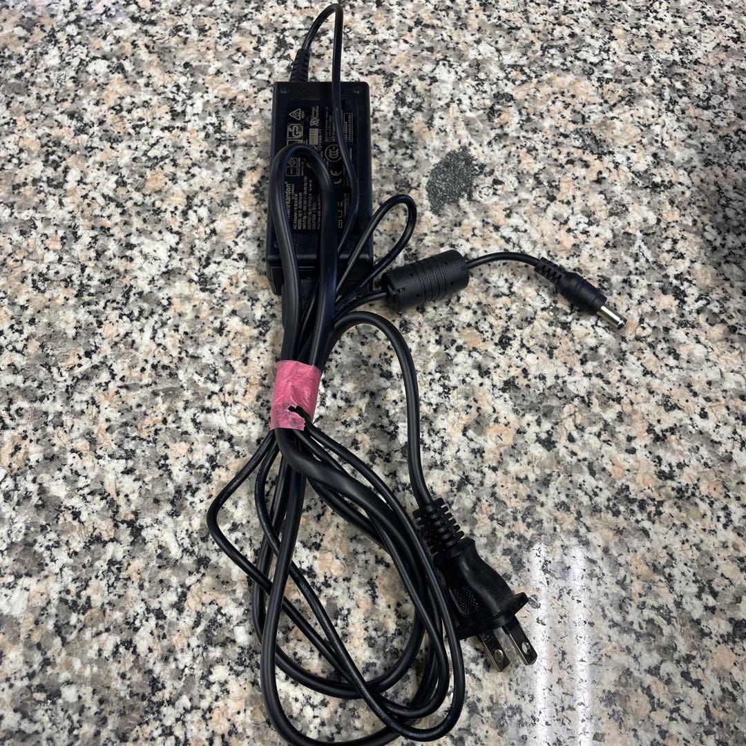 ワイヤレススピーカー 丸型やや傷や汚れあり