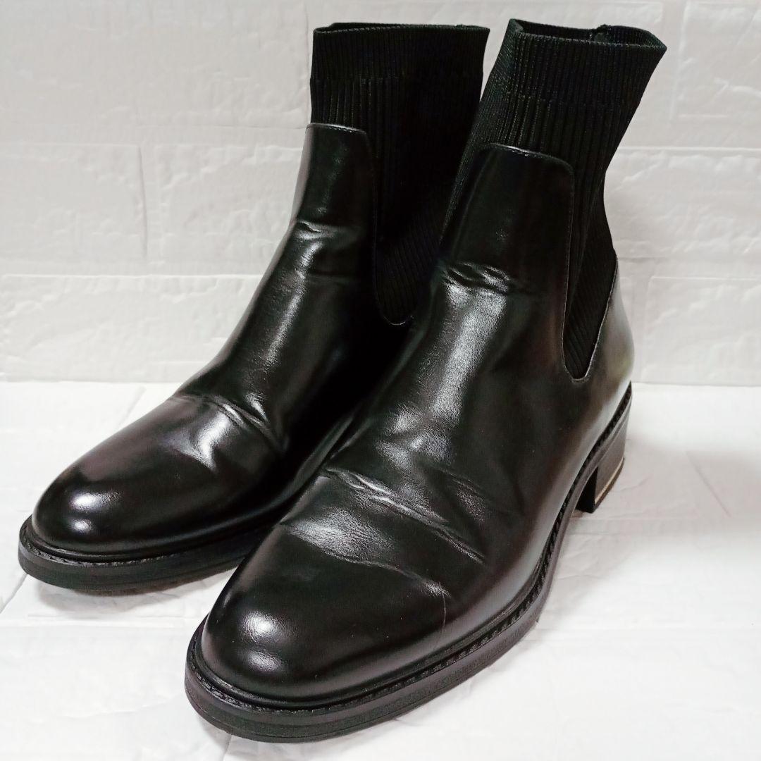 ZARA サイドゴアブーツ 黒 ゴールド レザー ミドルカット