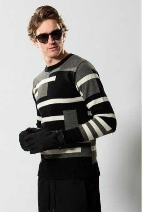 knit M