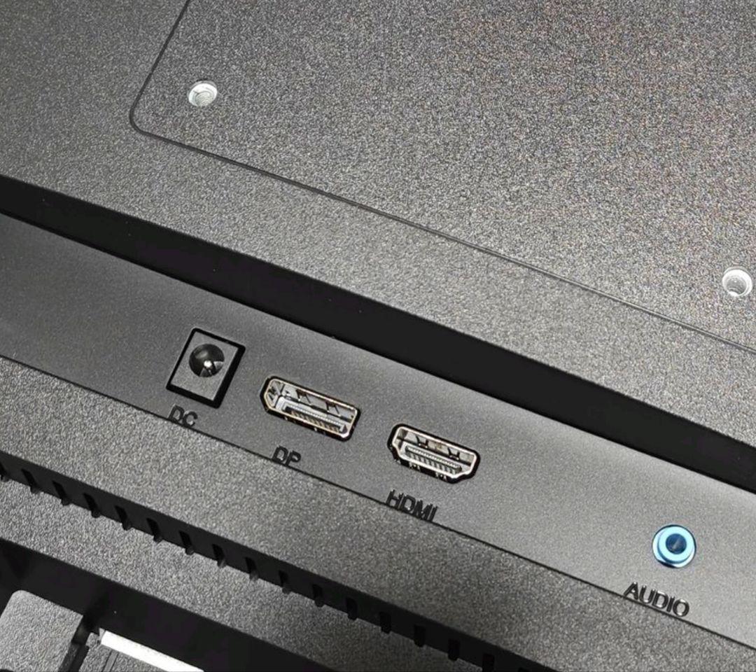 ★期間限定値下中【新品】27インチ 湾曲 ゲーミングモニター 240Hz 1ms