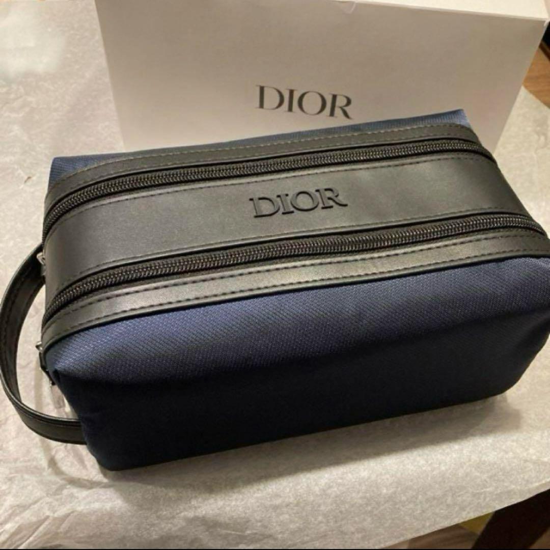DIOR メンズ ノベルティ ポーチ