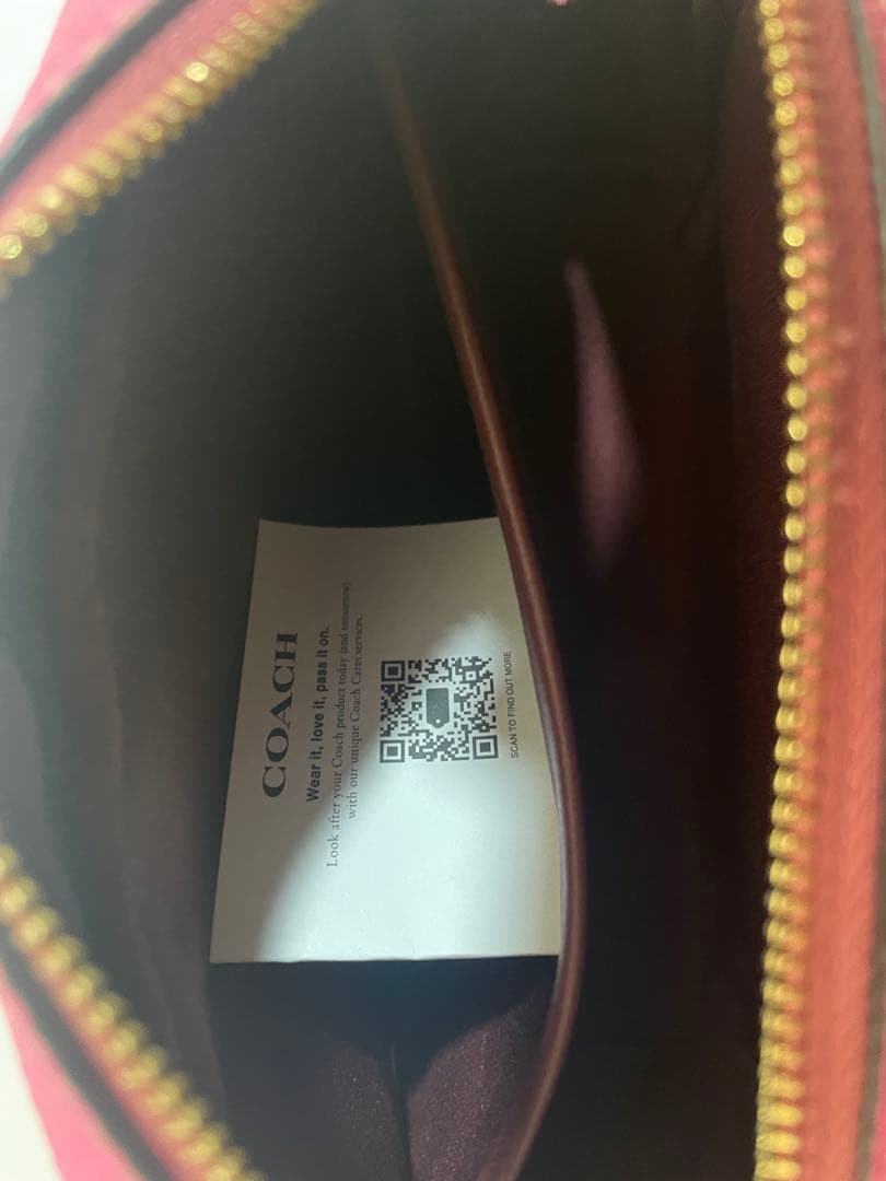 COACH ピンク ジッパーポーチ