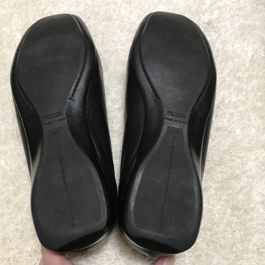 PRADA 黒 レザー フラットシューズ