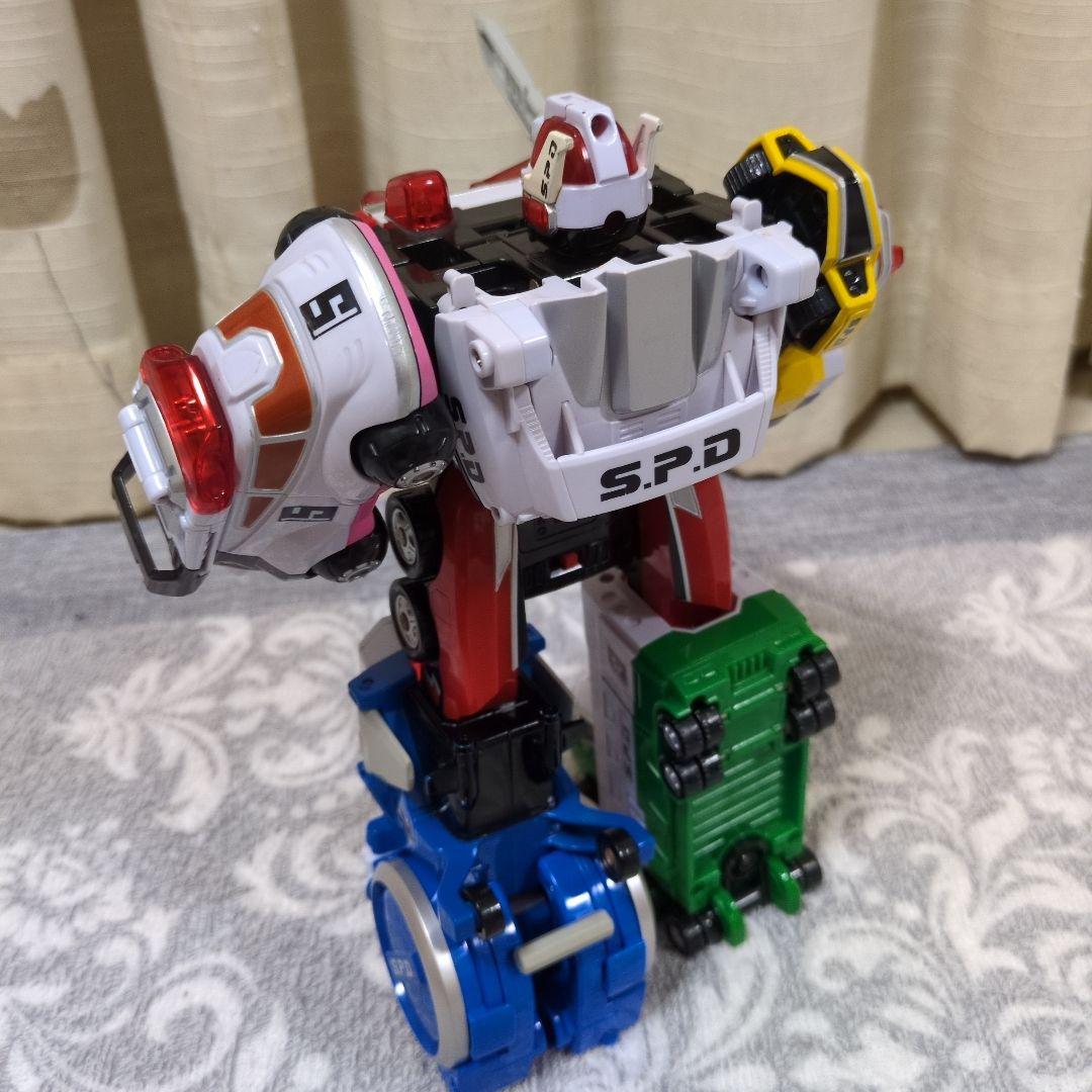 デカレンジャーロボ　特捜戦隊　デカレンジャー　ロボ　ロボット　ブンブンジャー　箱