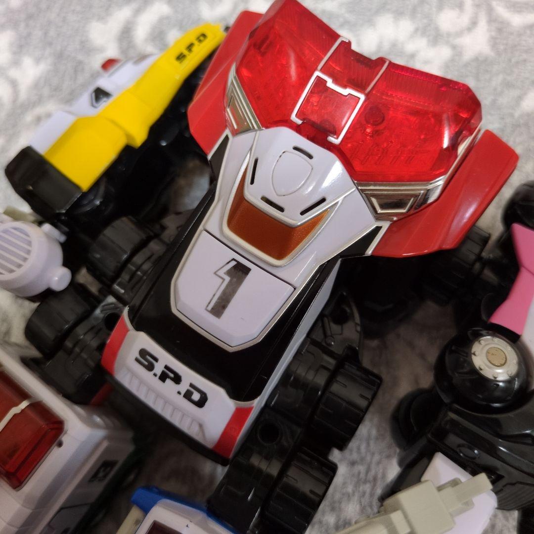 デカレンジャーロボ　特捜戦隊　デカレンジャー　ロボ　ロボット　ブンブンジャー　箱