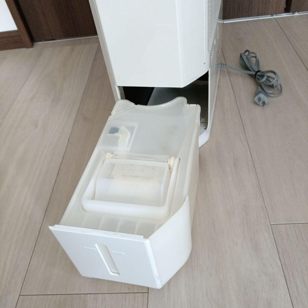 東芝除湿、乾燥機. RAD-63DFX