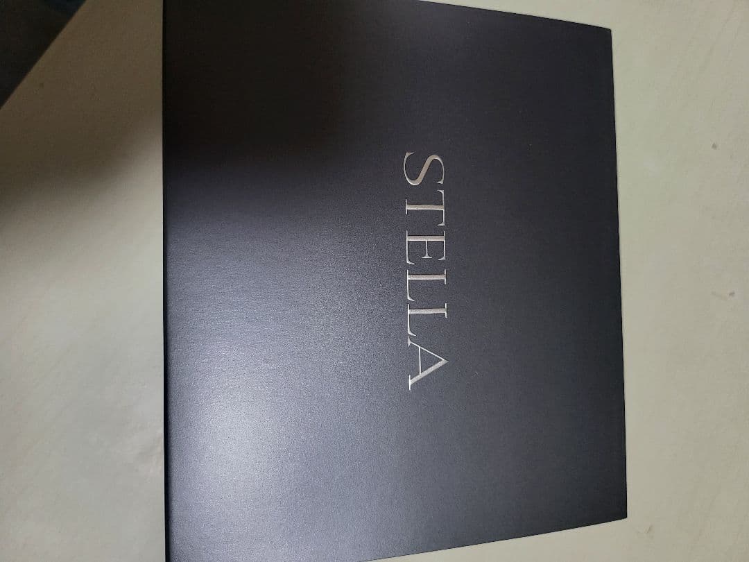 SHIMANO STELLA C2500SXG 予備スプール付き SHIMANO STELLA C2500SXG 予備スプール付き