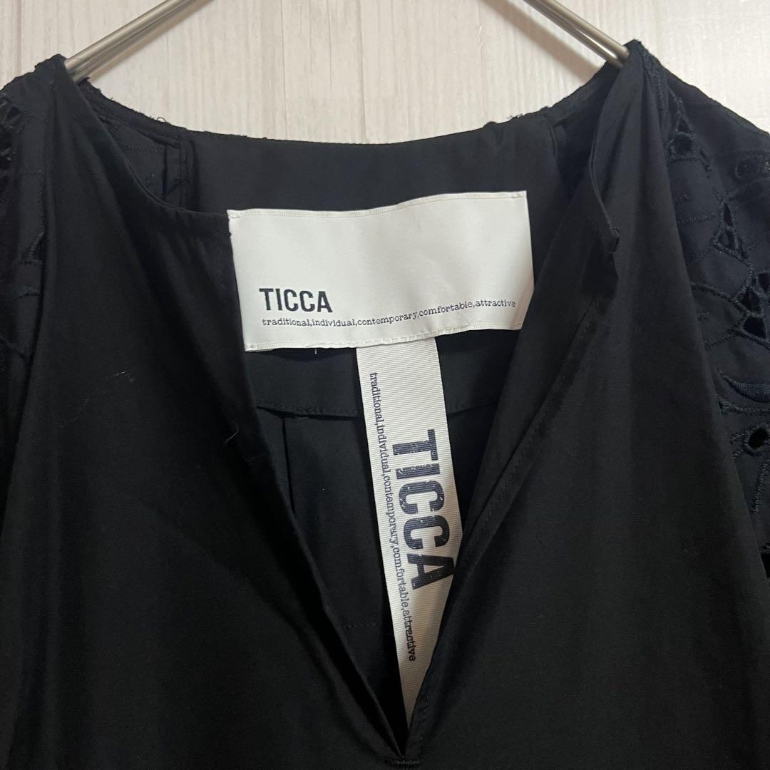 【美品】TICCA ティッカ レースバルーンスリーブ　Vネックワンピース　完売
