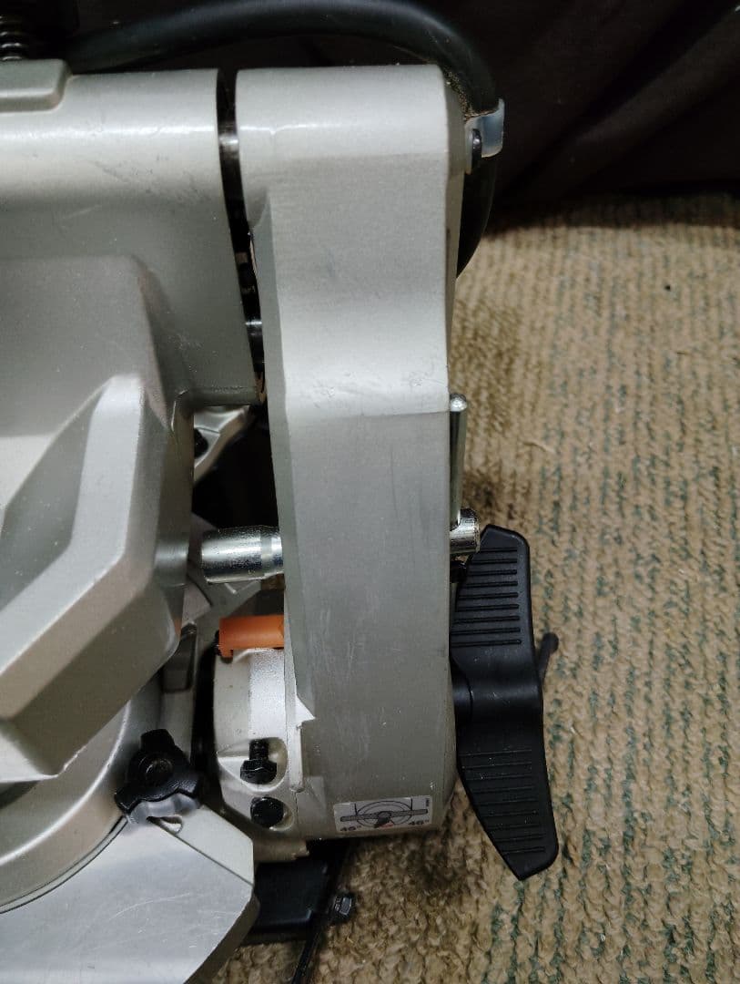 165mmスライドマルノコ LS0612FMakita