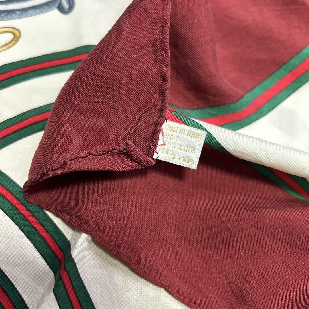 GUCCI　グッチ　大判スカーフ　バンダナ　GG　シェリーライン　馬具金具 GUCCI グッチ 大判スカーフ バンダナ GG シェリーライン 馬具