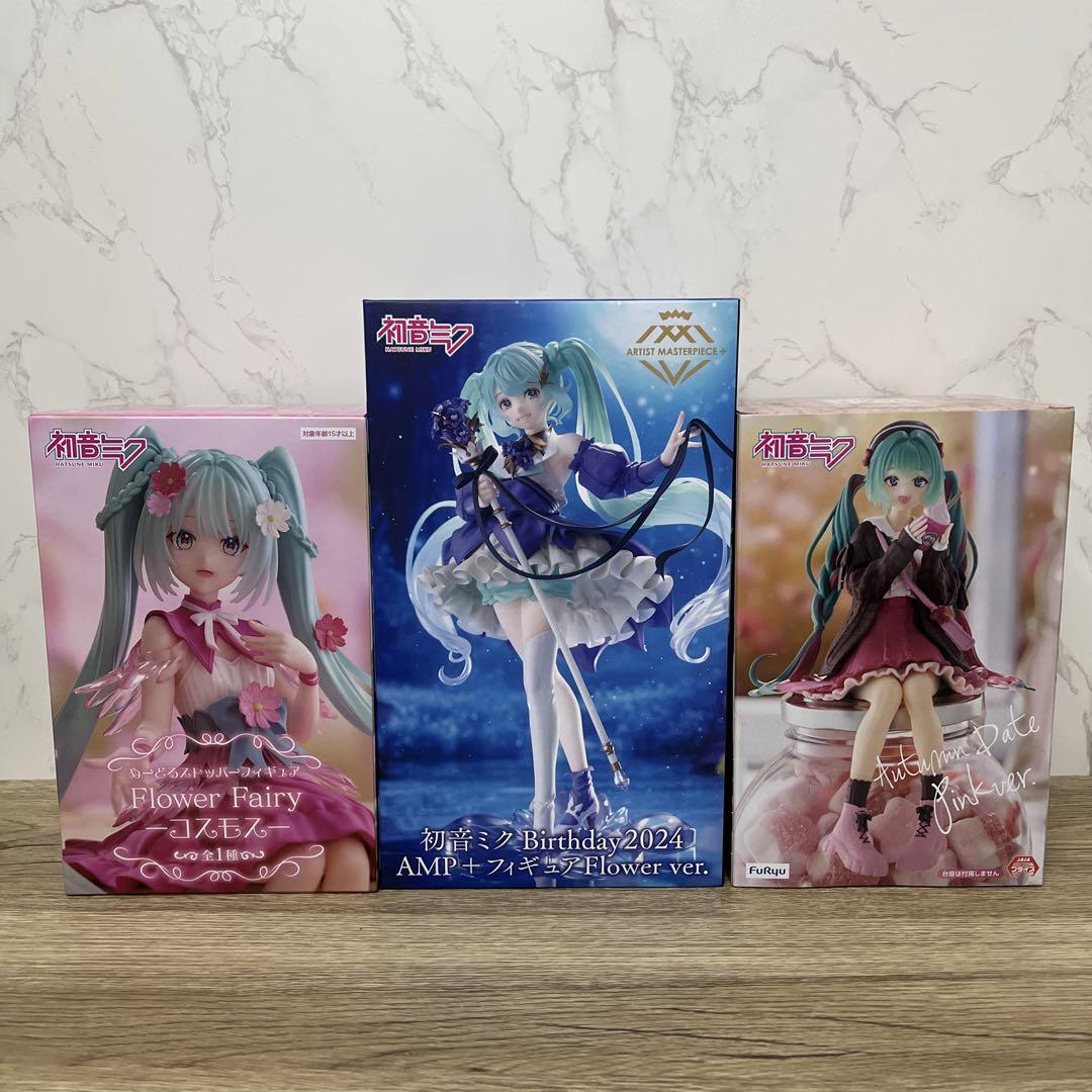 初音ミク フィギュア 3体セット - メルカリ