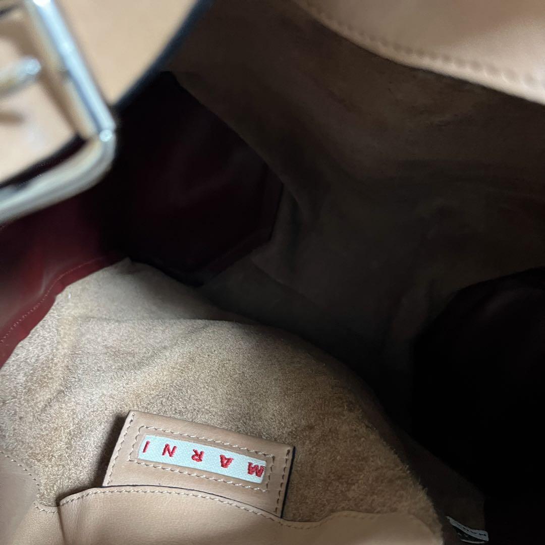 希少 MARNI バイカラー レザー ハンドバッグ 金具 ポーチ付き ゴールド