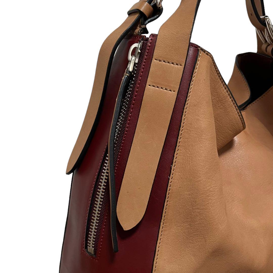 希少 MARNI バイカラー レザー ハンドバッグ 金具 ポーチ付き ゴールド