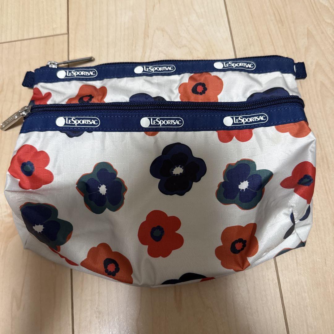 【LeSportsac】COSMETIC CLUTCH レトロ アイボリー フローラル LESportsac COSMETIC CLUTCHレトロアイボリーフローラル - メルカリ