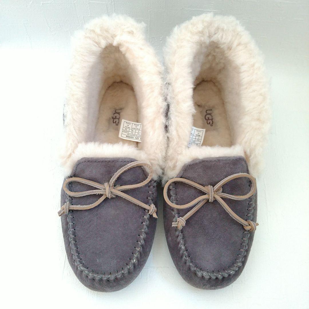 岡本☆UGG　アグ　アレーナ　モカシン　♡美品♡　1004806　グレー