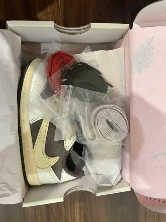 誠実 Travis ナイキ リバースモカ トラヴィス× Nike x Scott