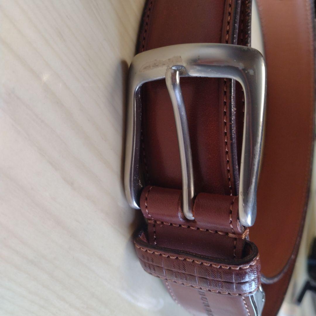 BURBERRY ブラウンレザーベルト