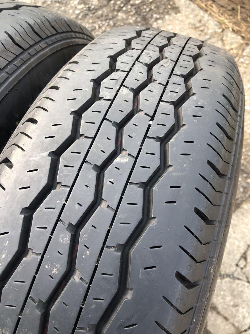 ハイエース　195/80r15 ホイール付き4本