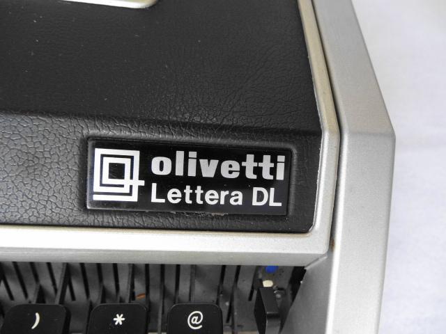Olivetti Lettera DL タイプライター