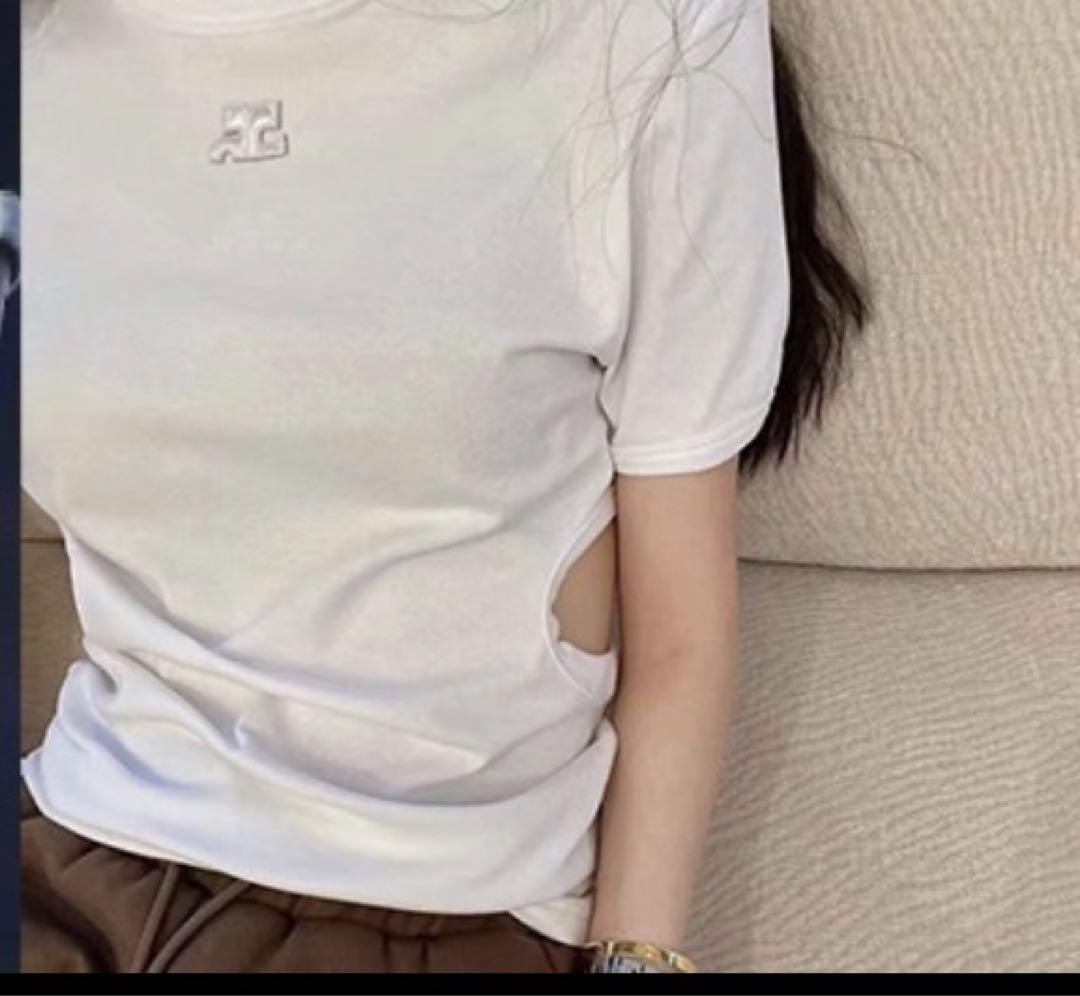 新品未使用 COURREGES クレージュ ロゴ Tシャツ 新作❣️