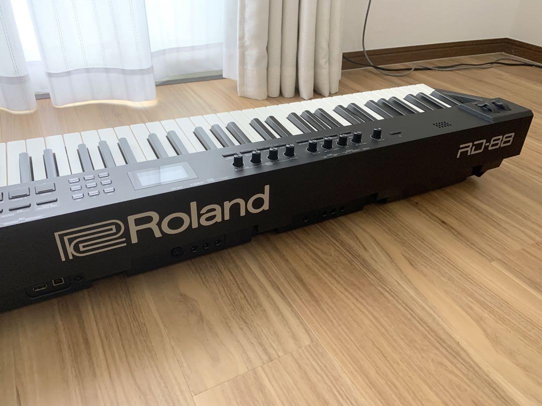 Roland RD-88（ペダル付き）
