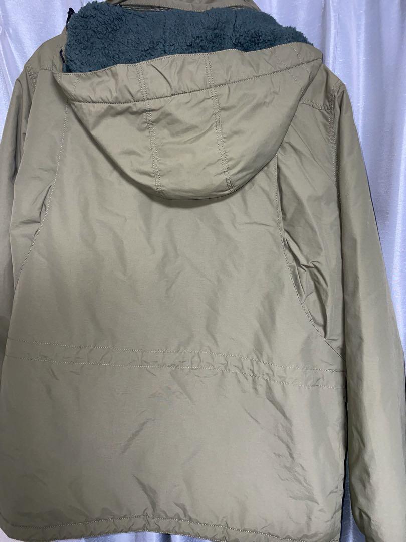 Patagonia パタゴニア イスマスパーカー　グリーン　メンズＭサイズ