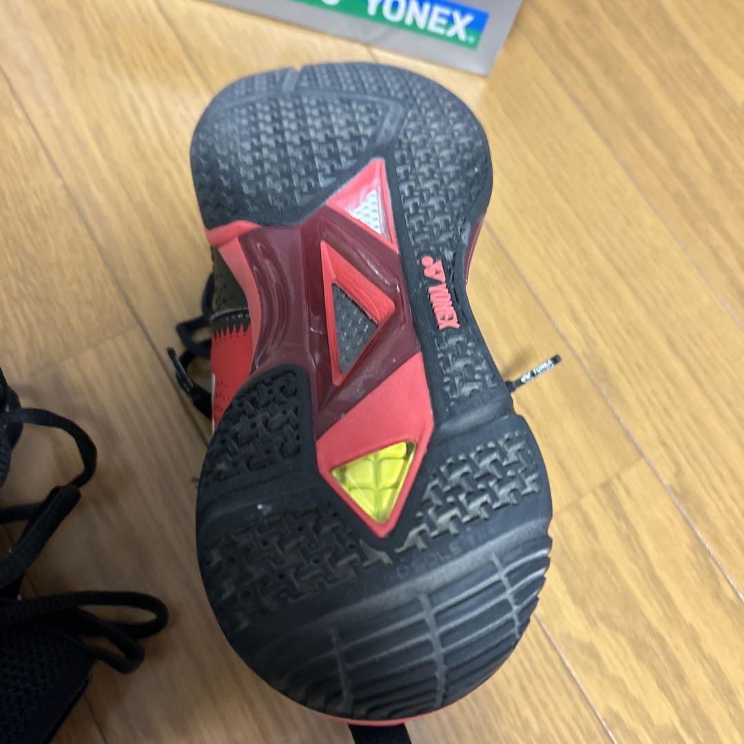 バドミントンシューズ　パワークッション　エクリプションＺ24センチ